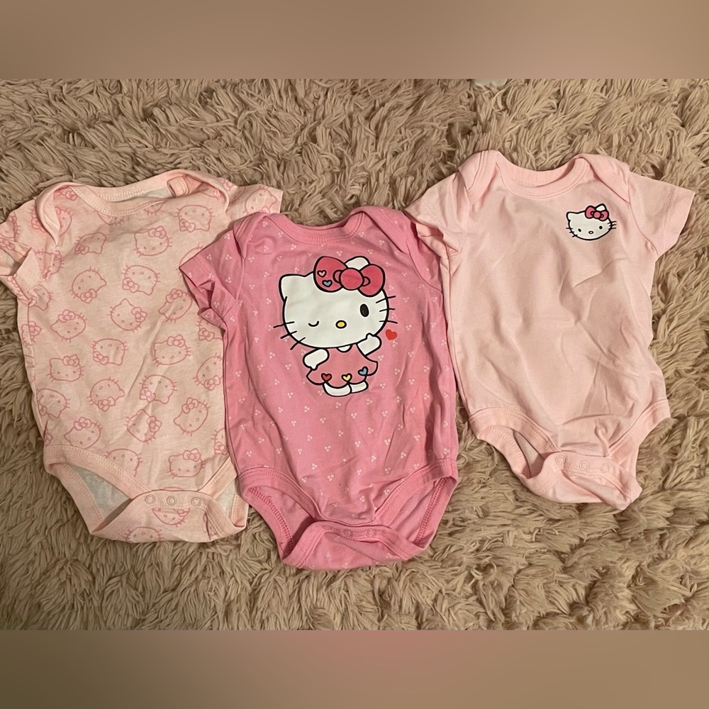 Hello Kitty Baby Girl Onesies (3-Pack, Size 3–6 Months by Sanrio)